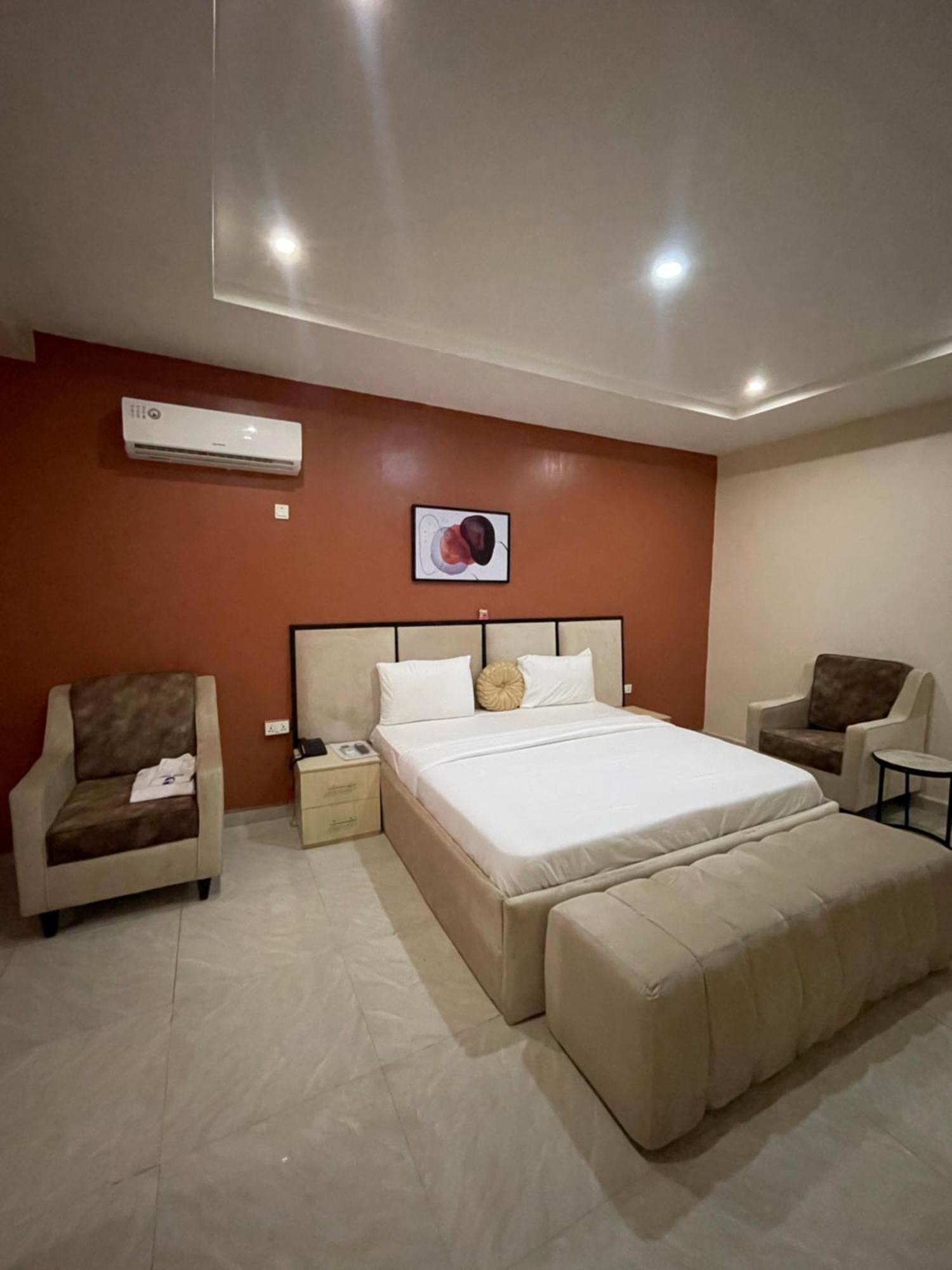 Nexus Xpress Hotel Абуджа Екстер'єр фото